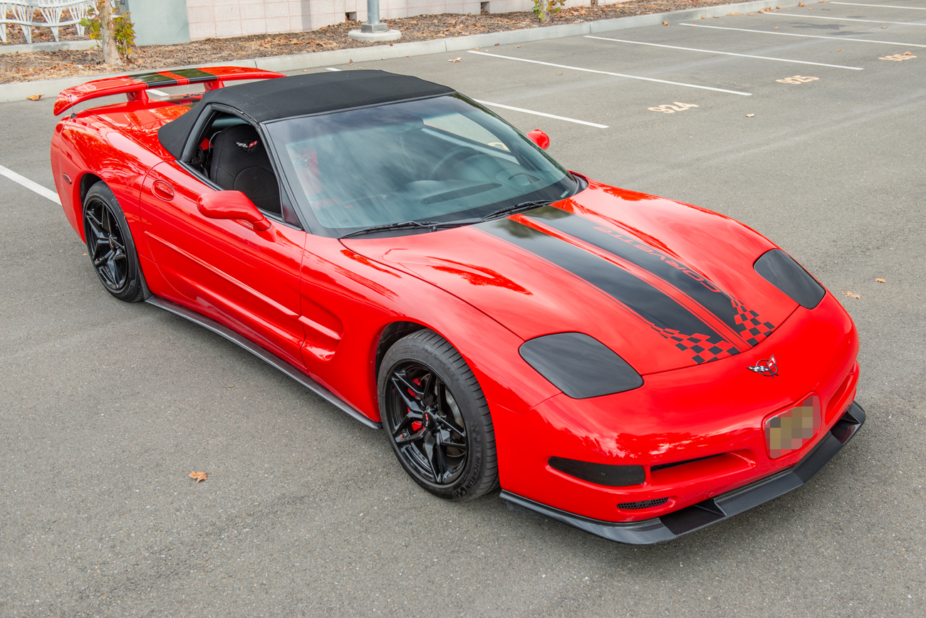 eos-chevrolet-corvette-c5-carbon-fiber-front-headlight-covers-vent-552-bkcf (6)
