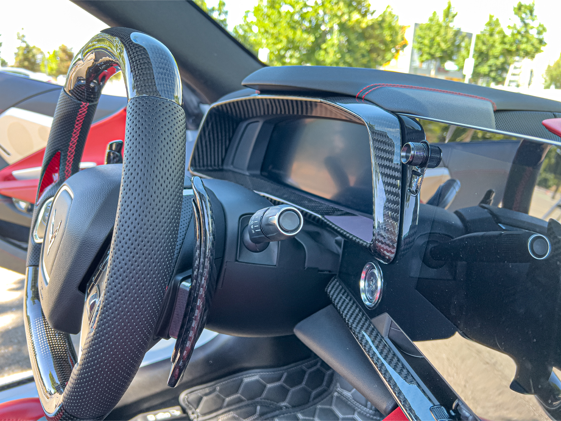 eos-corvette-c8-gauge-carbon-fiber-cluster-cover-vent-555-bkcf (18)