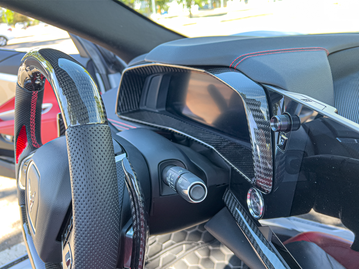 eos-corvette-c8-gauge-carbon-fiber-cluster-cover-vent-555-bkcf (19)