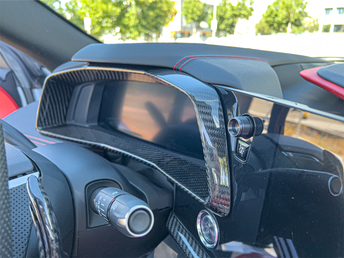 eos-corvette-c8-gauge-carbon-fiber-cluster-cover-vent-555-bkcf (22)