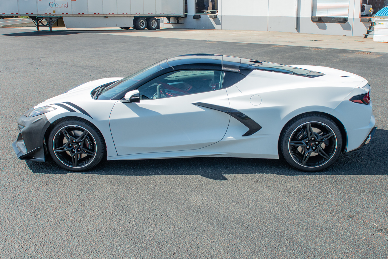 EOS 2020-2024 Chevrolet Corvette C8 Carbon Fiber Top Roof Pillar Bow (16)