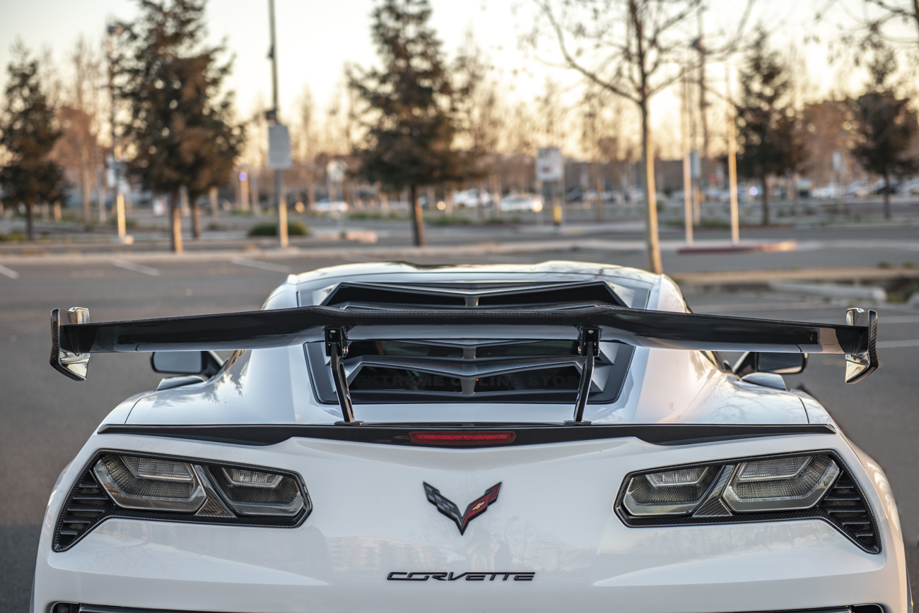 EOS Corvette C7 Coupe Rear Window Louver Cover (16)