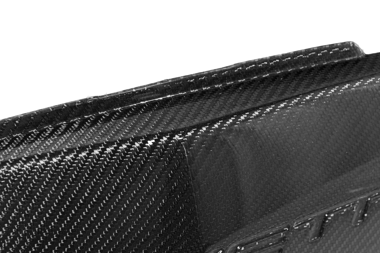 eos-chevrolet-corvette-c5-carbon-fiber-front-license-plate-trim-cover-vent-581-bkcf (2)