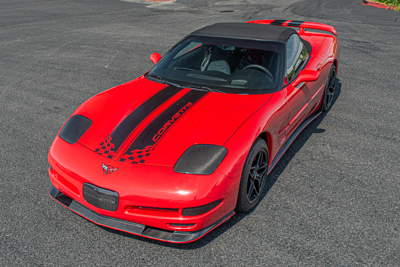 eos-chevrolet-corvette-c5-carbon-fiber-front-license-plate-trim-cover-vent-581-bkcf (24)