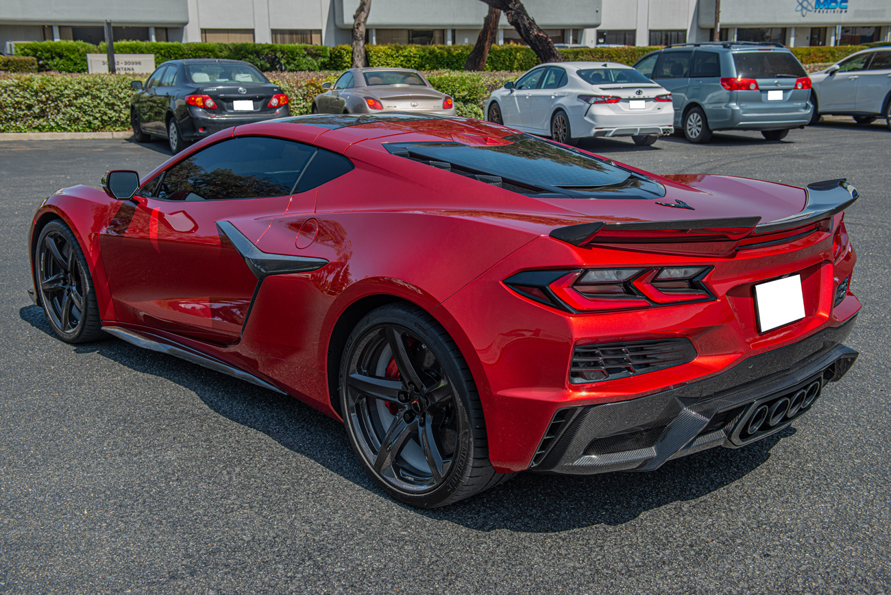 eos-chevrolet-corvette-c8-z06-rear-side-vent-cover-vent-602-bkcf (10)