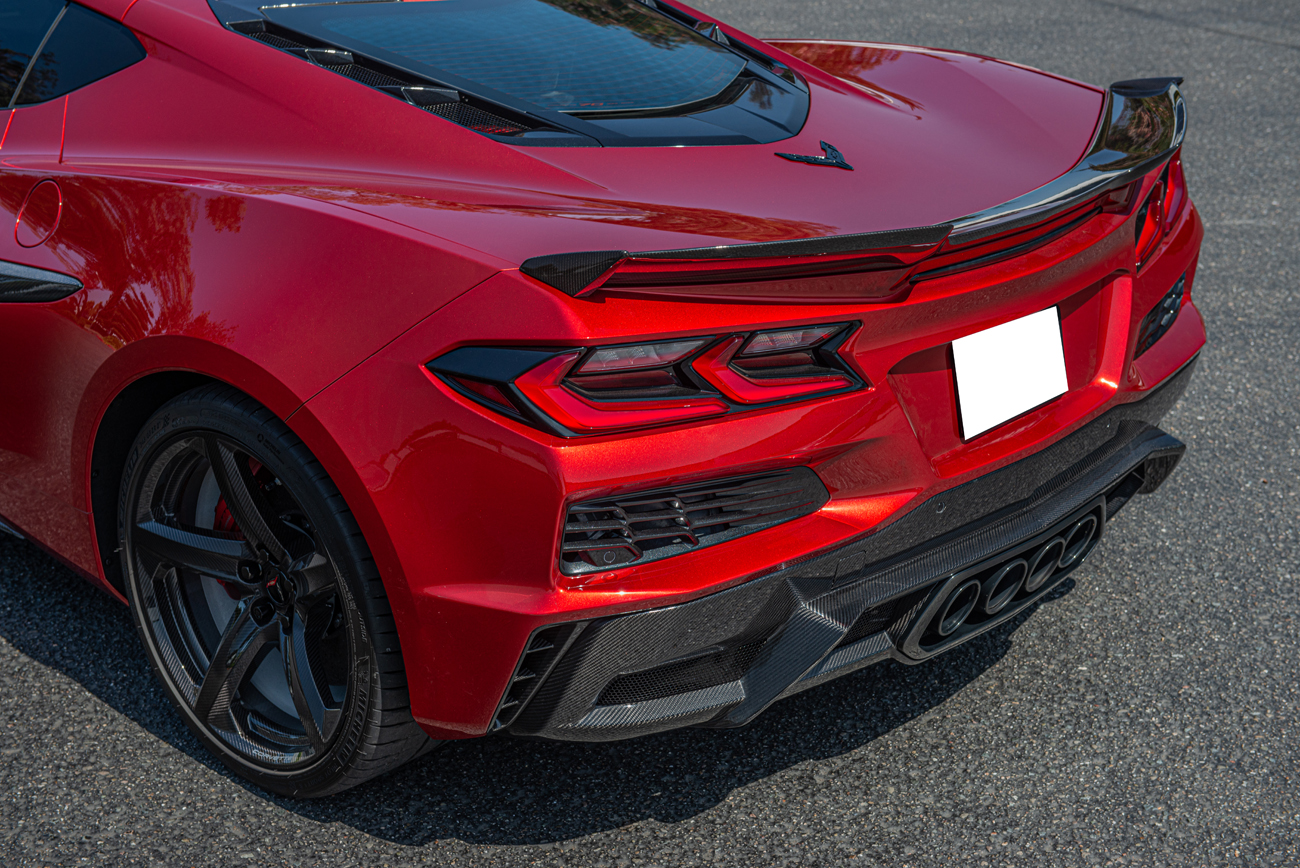eos-chevrolet-corvette-c8-z06-rear-side-vent-cover-vent-602-bkcf (12)