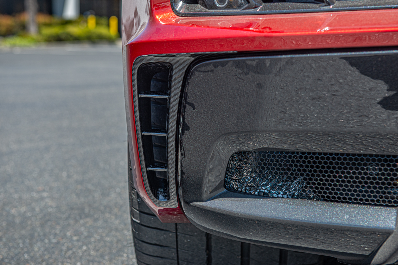 eos-chevrolet-corvette-c8-z06-rear-side-vent-cover-vent-602-bkcf (31)