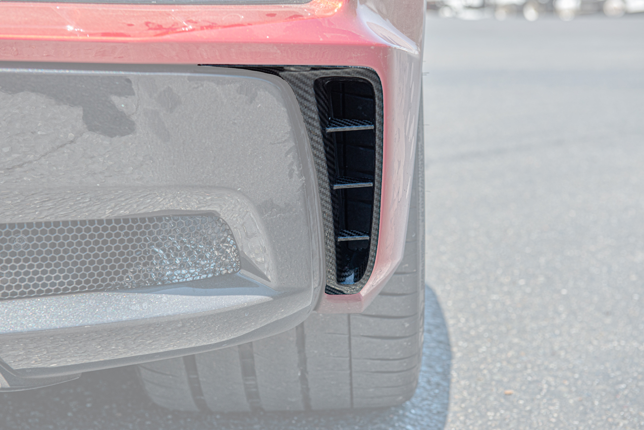 eos-chevrolet-corvette-c8-z06-rear-side-vent-cover-vent-602-bkcf (42)