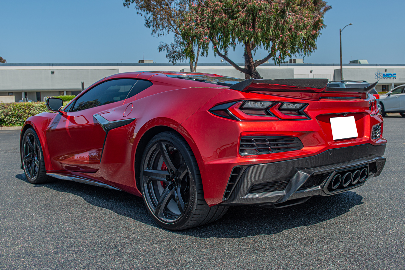 eos-chevrolet-corvette-c8-z06-rear-side-vent-cover-vent-602-bkcf (5)