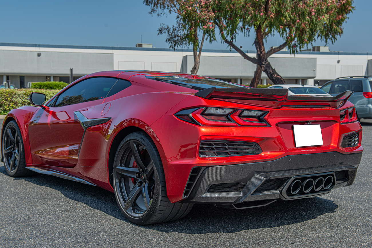 eos-chevrolet-corvette-c8-z06-rear-side-vent-cover-vent-602-bkcf (7)