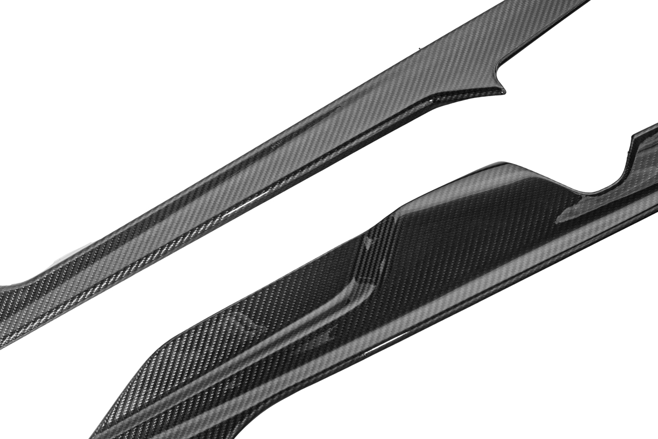 eos-corvette-c8-center-console-side-panel-cover-vent-655-bkcf (2)