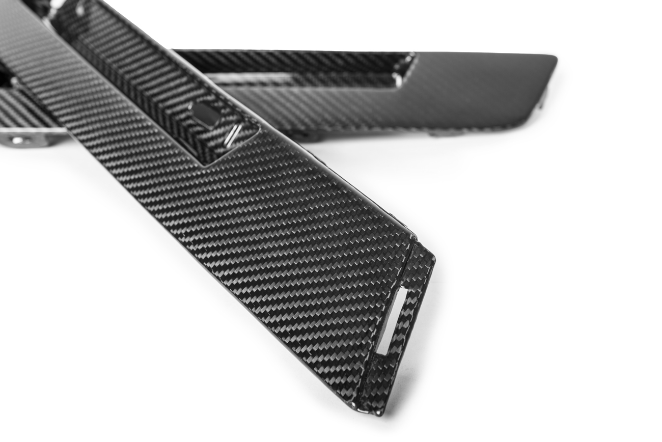 2020-up-cadillac-ct5-v-blackwing-package-carbon-fiber-front-lip-splitter-canards Carbon Fiber (6)