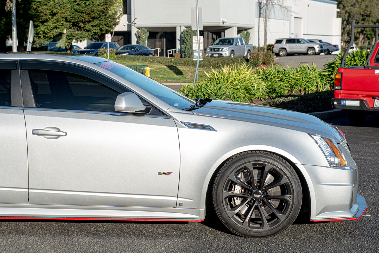 eos-2009-2015-cadillac-cts-and-cts-v-tape-on-style-side-window-visor-dwv-v216 (8)