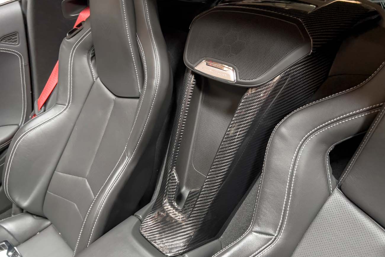 eos-corvette-c8-waterfall-lower-trim-console-cover-grill-514-bkcf (10)