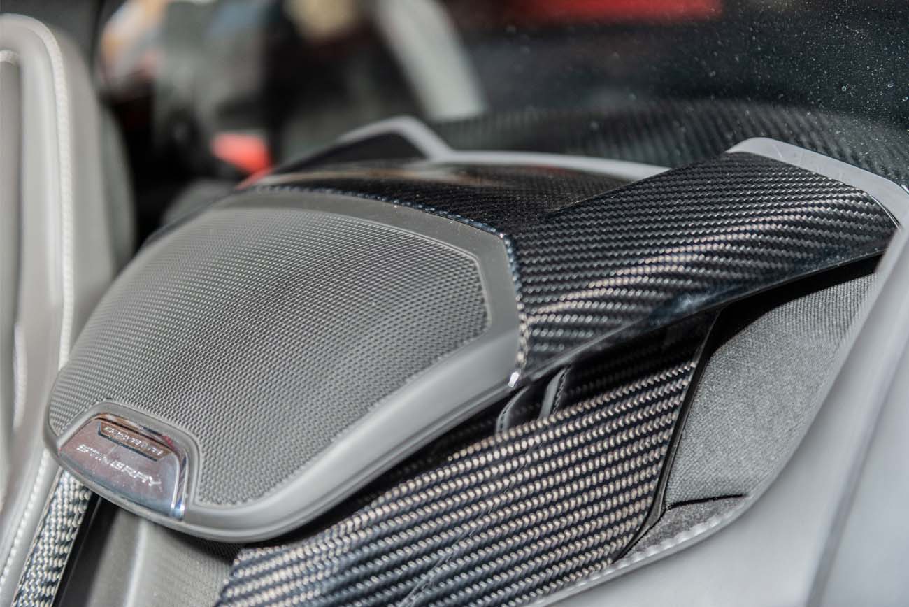 eos-corvette-c8-waterfall-lower-trim-console-cover-grill-514-bkcf (12)