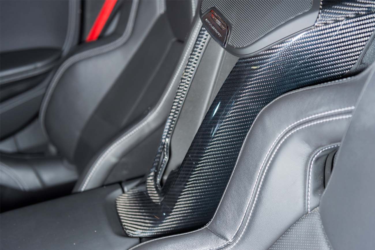 eos-corvette-c8-waterfall-lower-trim-console-cover-grill-514-bkcf (6)