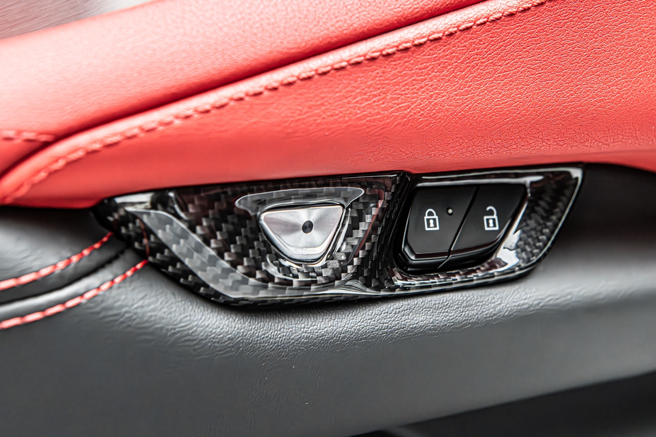 EOS Corvette C8 Door Control Button Cover (6)