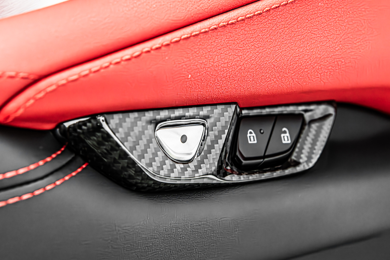 EOS Corvette C8 Door Control Button Cover (7)