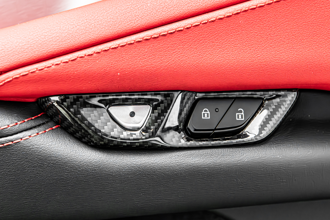 EOS Corvette C8 Door Control Button Cover (8)