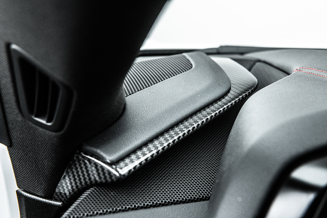 eos-corvette-c8-carbon-fiber-upper-dash-pad-trim-cover-kit-vent-559-bkcf (14)