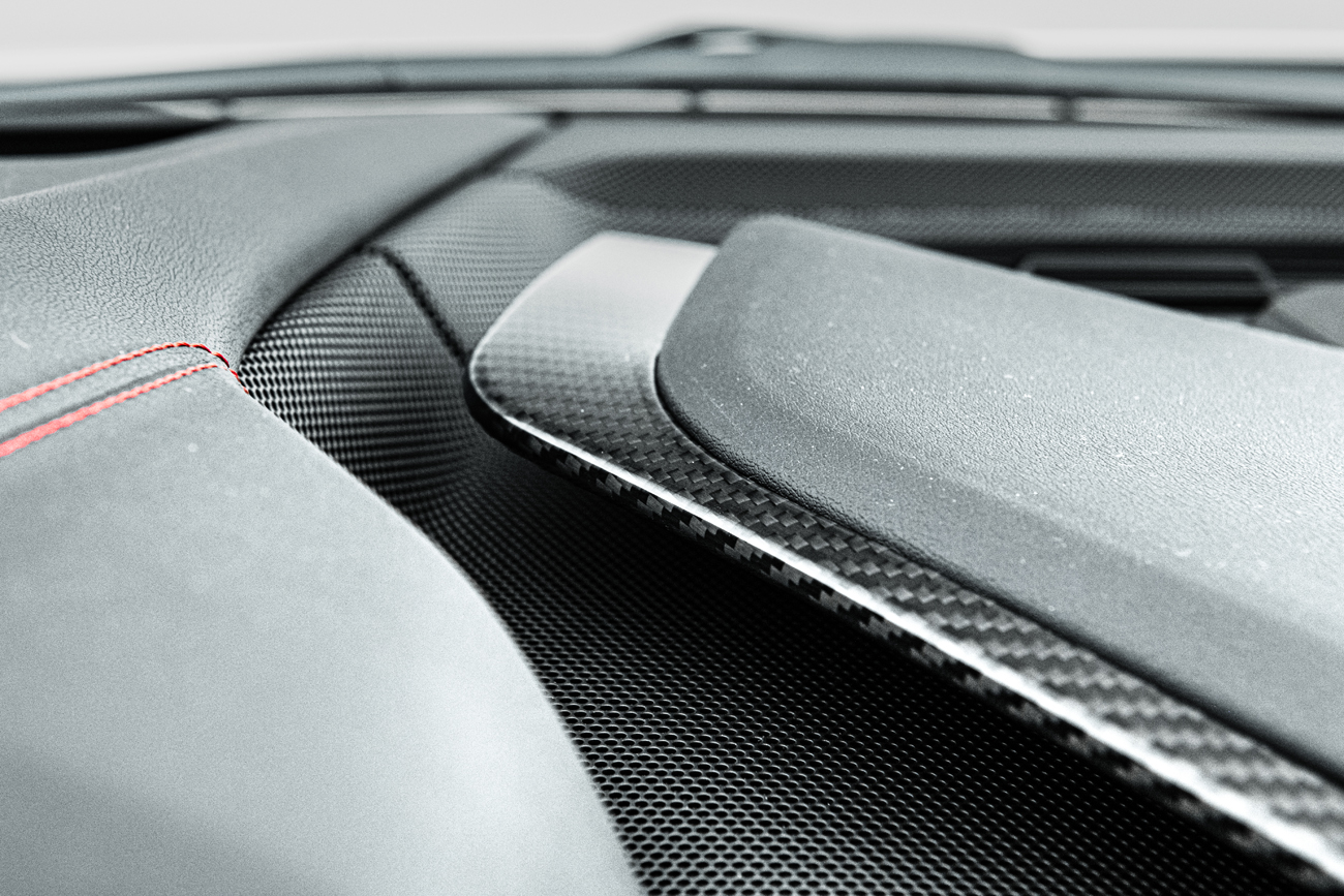 eos-corvette-c8-carbon-fiber-upper-dash-pad-trim-cover-kit-vent-559-bkcf (16)