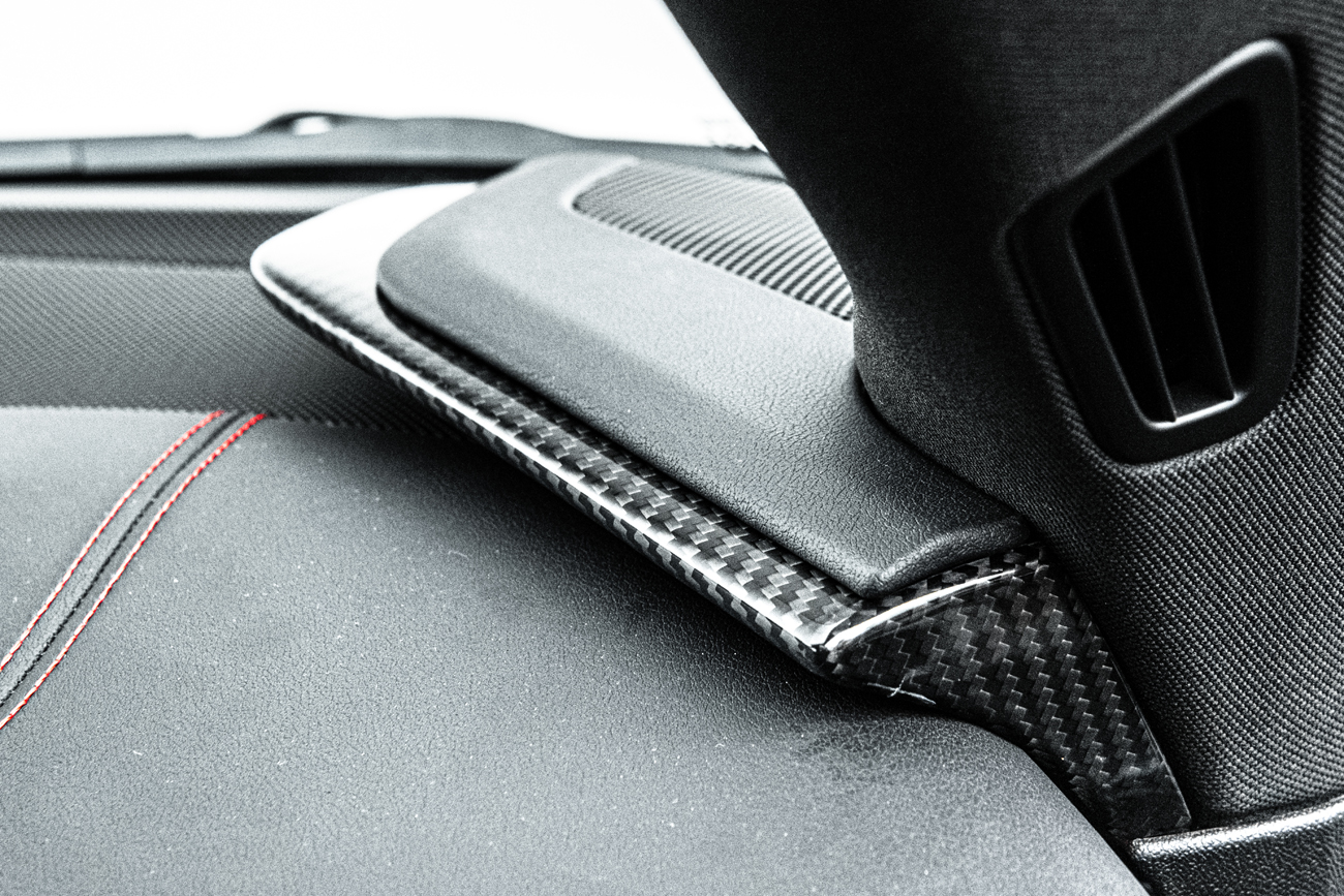 eos-corvette-c8-carbon-fiber-upper-dash-pad-trim-cover-kit-vent-559-bkcf (20)