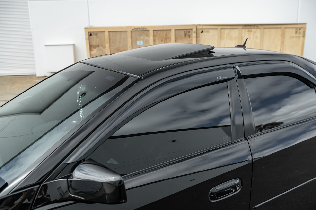 2003-08-cadillac-cts-smoke-tinted-side-vent-window-rain-deflectors-dwv-v271 (18)