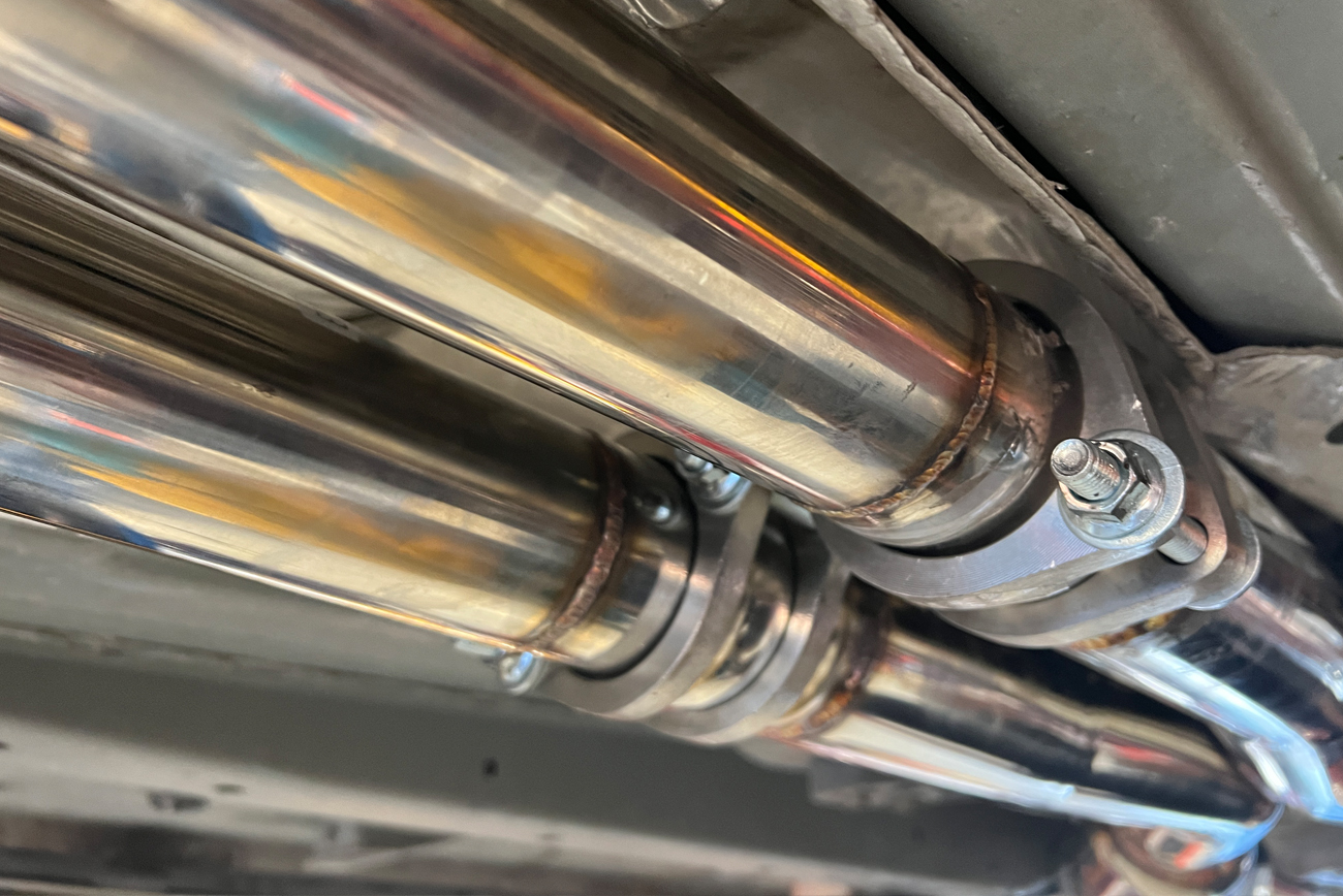 2009-2014-cadillac-cts-v-62l-v8-sedan-and-wagon-resonated-mid-pipe-ext-mp068 (4)