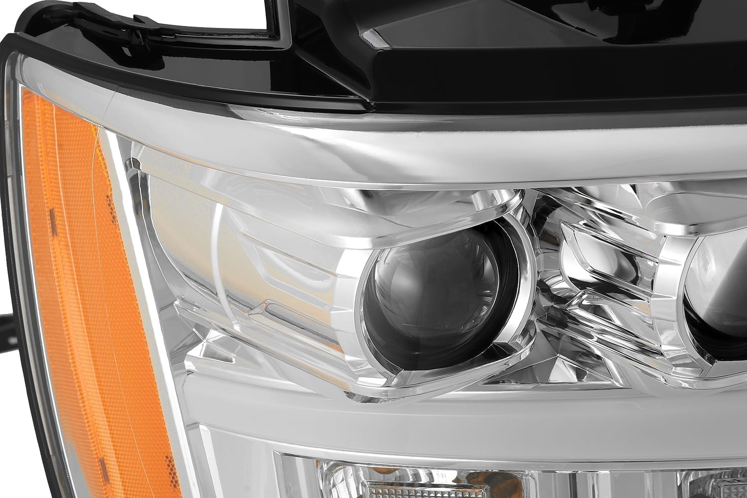 AlphaRex 07-14 Chevrolet TahoeSuburban07-13 Avalanche LUXX-Series LED Projector Headlights Chrome (7)