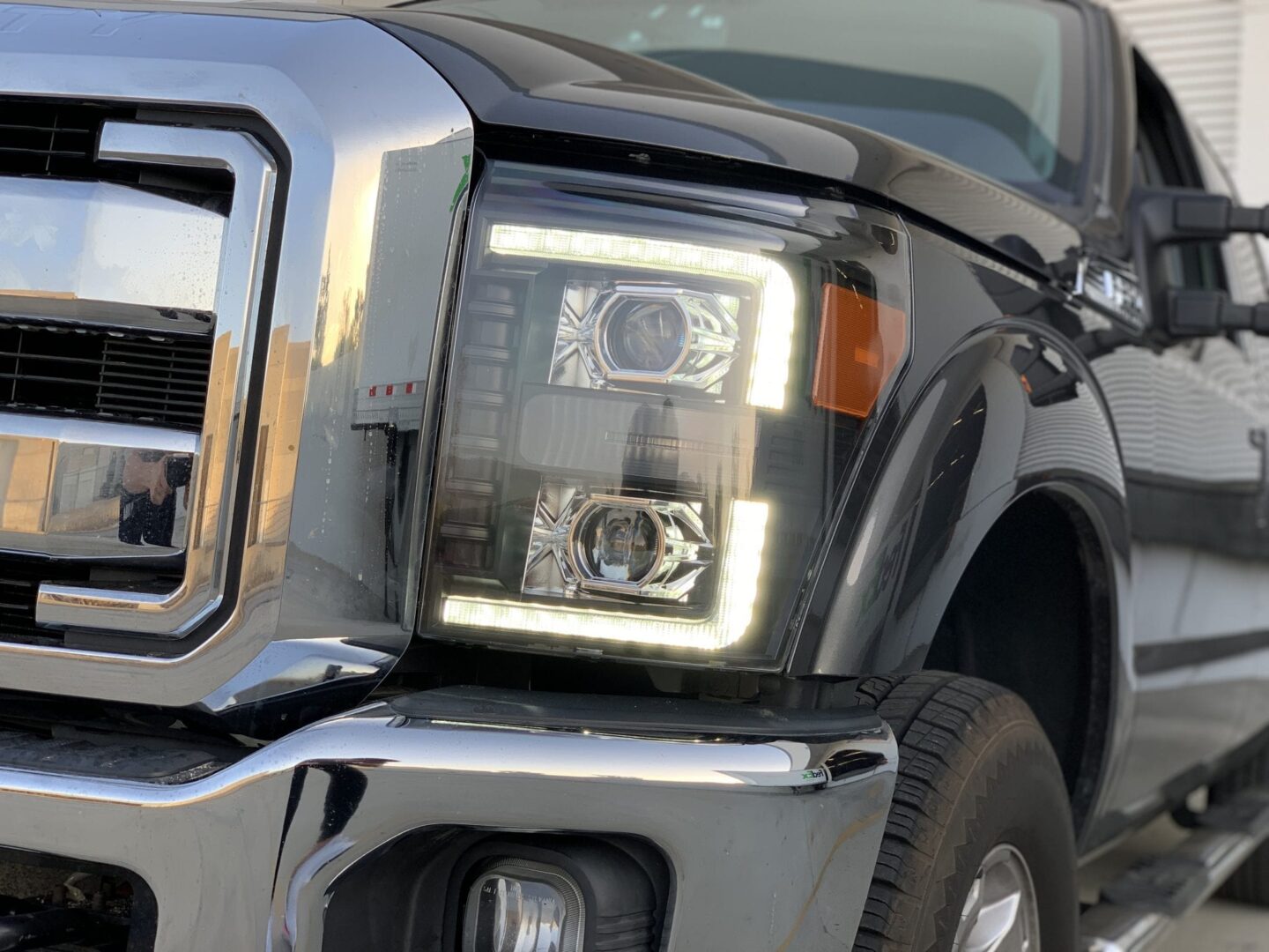 AlphaRex 11-16 Ford Super Duty LUXX-Series LED Projector Headlights Chrome (10)