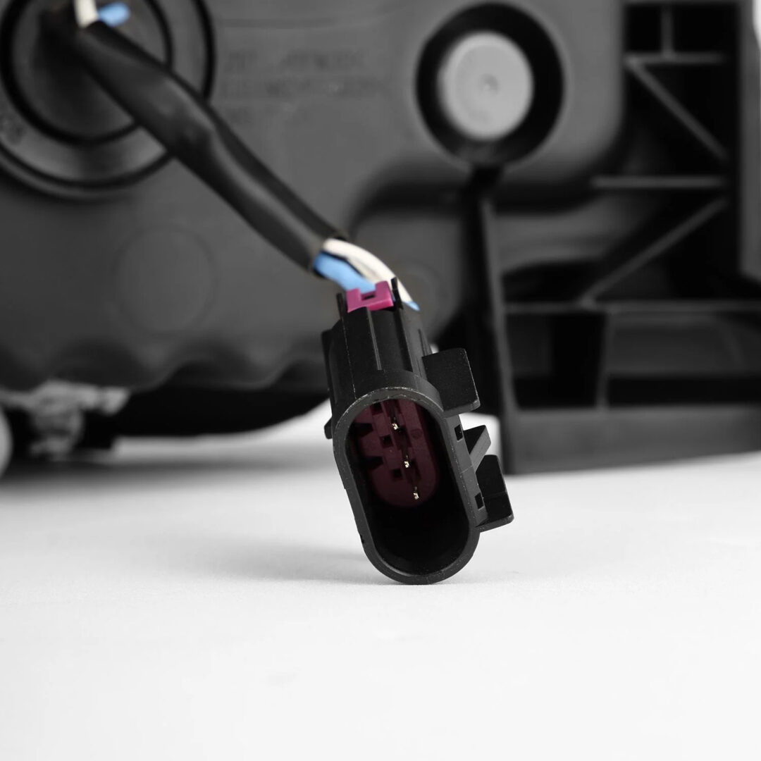 AlphaRex 17-19 Ford Super Duty MKII LUXX-Series LED Projector Headlights Black (ETA mid Nov) (2)