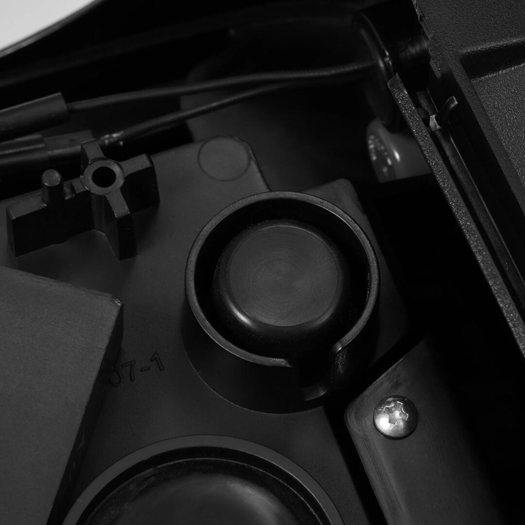 AlphaRex 18-25 Jeep Wrangler JL NOVA-Series Prismatic LED Tail Lights Clear (16)