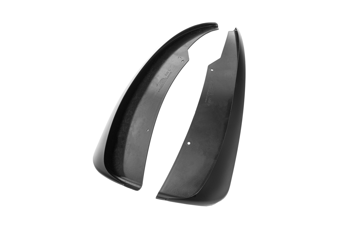 EOS Chevrolet Corvette C5 Front Extended Splash Guards Primer Black (1)