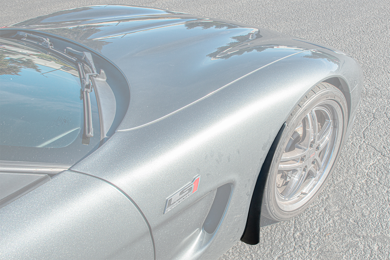 EOS Chevrolet Corvette C5 Front Extended Splash Guards Primer Black (12)