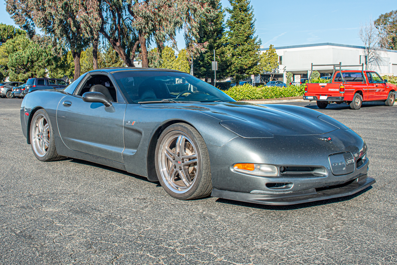 EOS Chevrolet Corvette C5 Front Extended Splash Guards Primer Black (21)