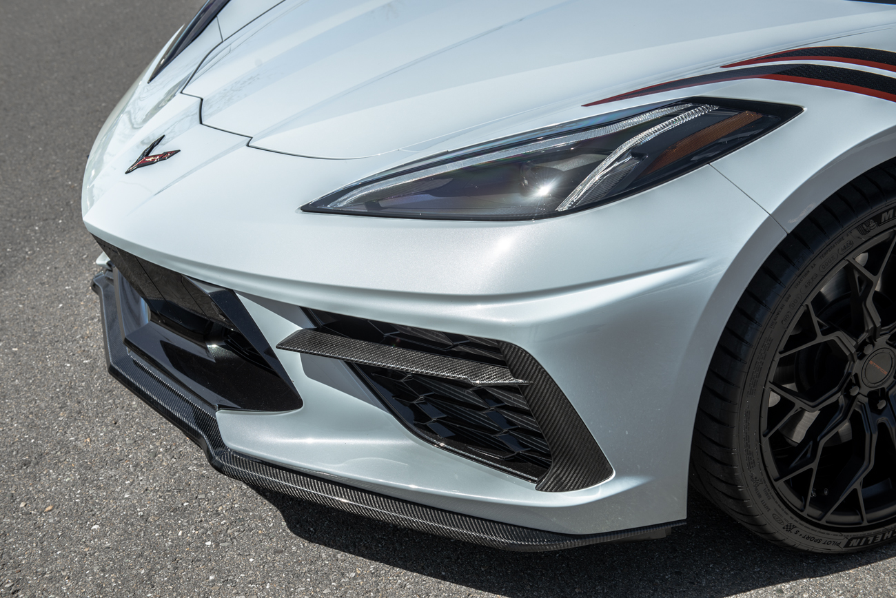 EOS Chevrolet Corvette C8 Front Grille Insert Carbon Fiber (22)