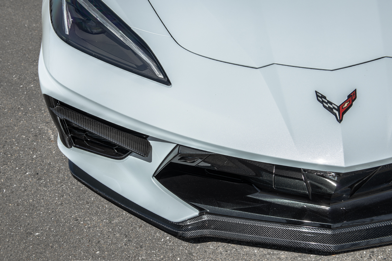 EOS Chevrolet Corvette C8 Front Grille Insert Carbon Fiber (29)