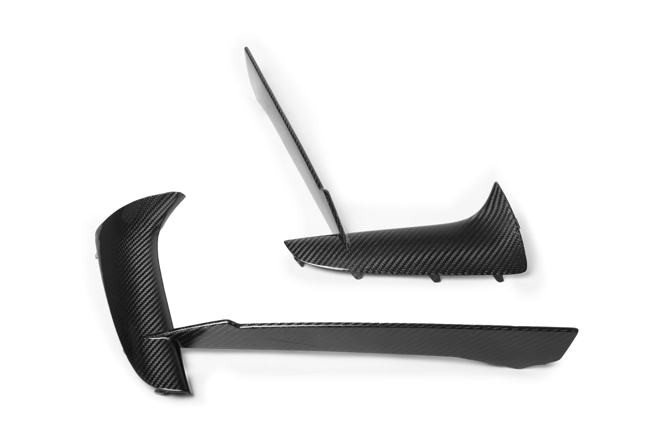 EOS Chevrolet Corvette C8 Front Grille Insert Carbon Fiber (3)