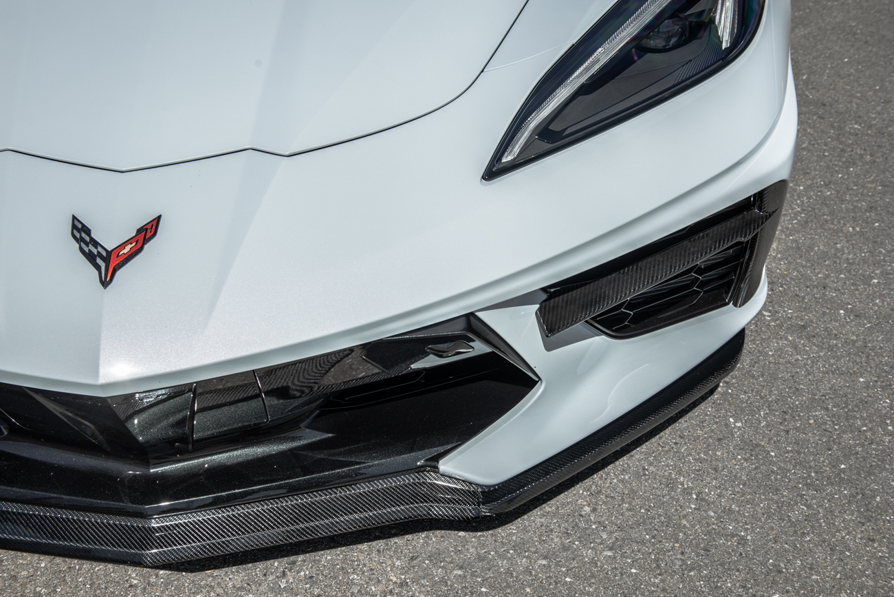 EOS Chevrolet Corvette C8 Front Grille Insert Carbon Fiber (30)