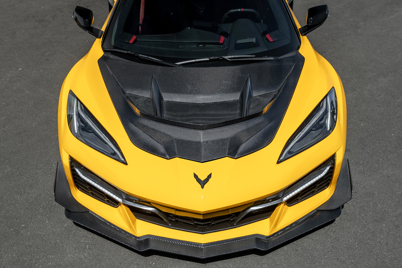 EOS Corvette C8 ZR1 Front Bumper Vented Extractor Hood (26)