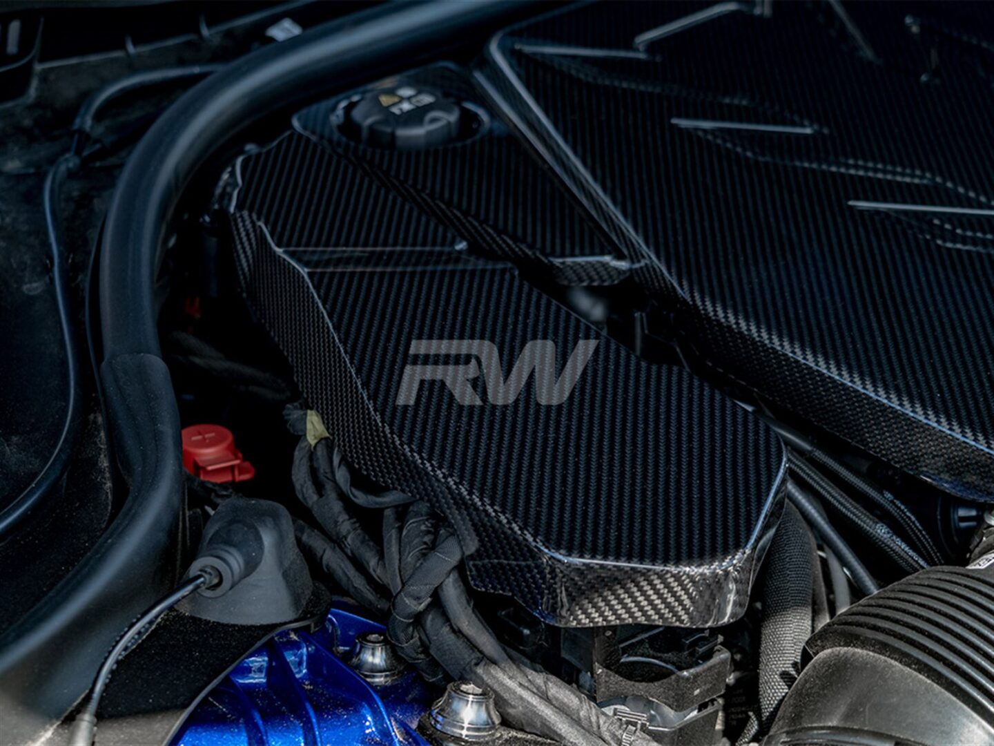 RW Carbon 2025-2026 BMW G90 G99 M5 Carbon Engine Cover Trim Kit bmwg9007 2