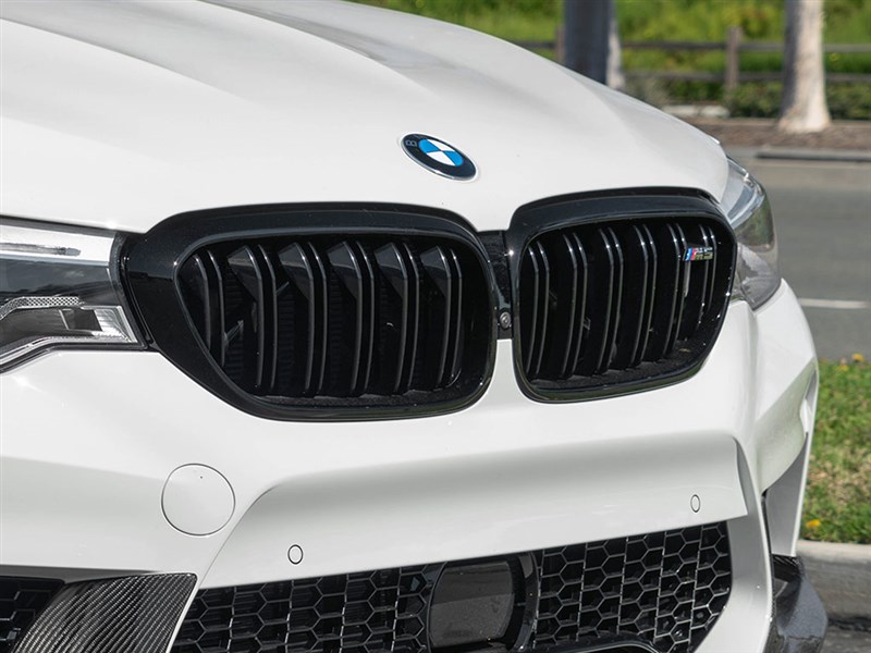 RW Carbon BMW F90 M5 Gloss Black Grille Surrounds-1