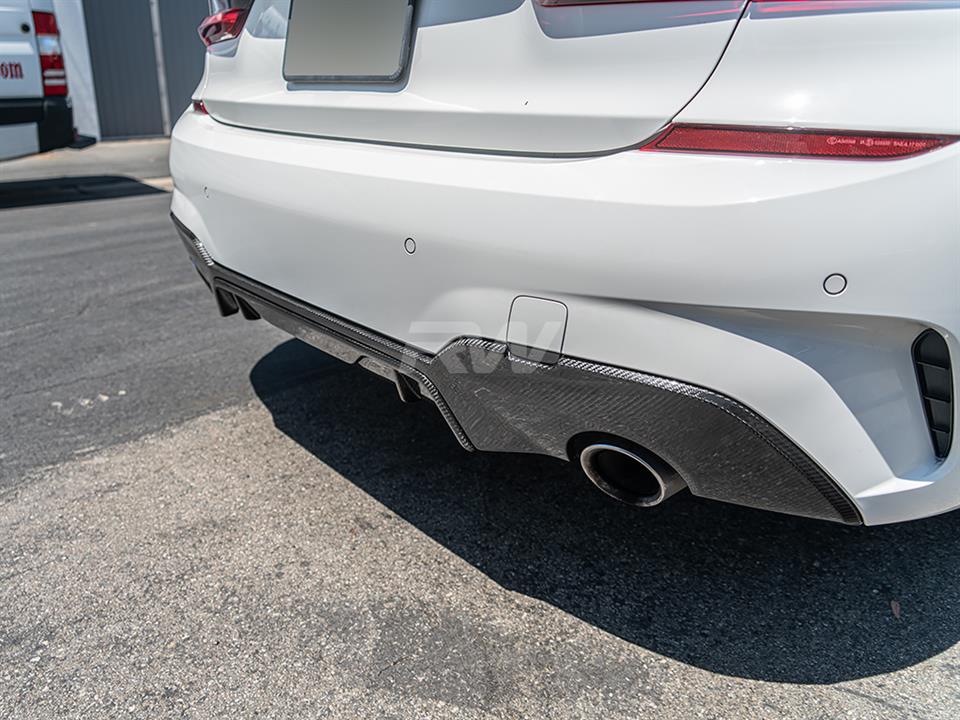 RW-Carbon-BMW-G20-Performance-Style-Carbon-Fiber-Diffuser-3