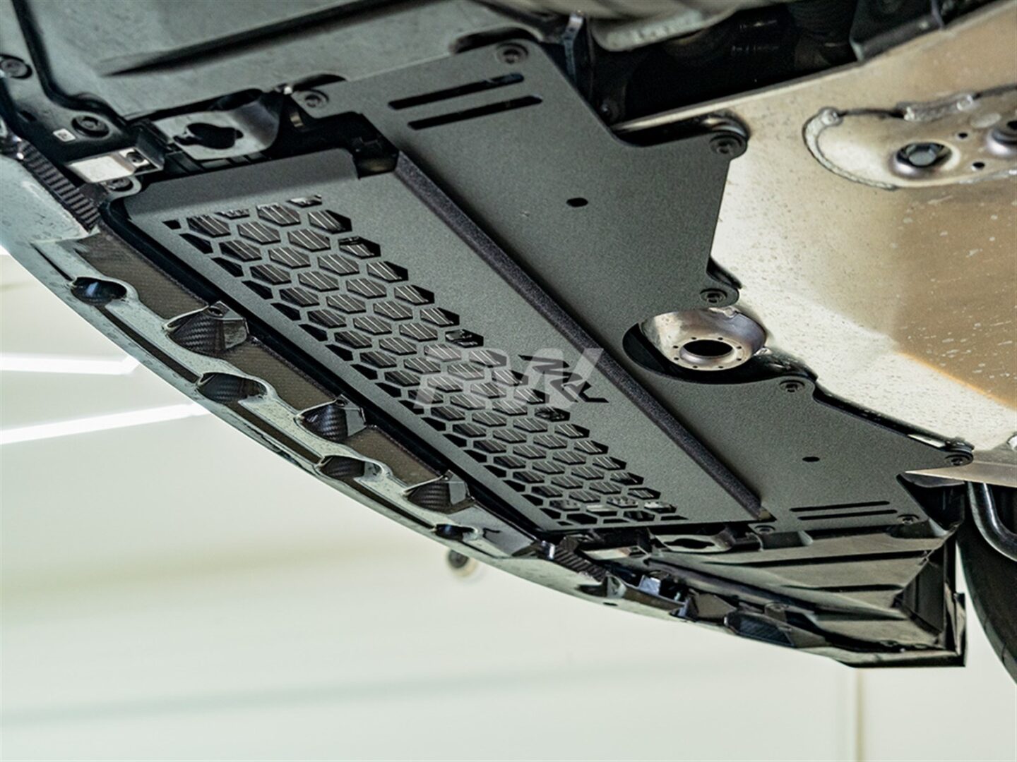 RW Carbon BMW G8X M2-M3-M4 Oil Cooler Guard_3