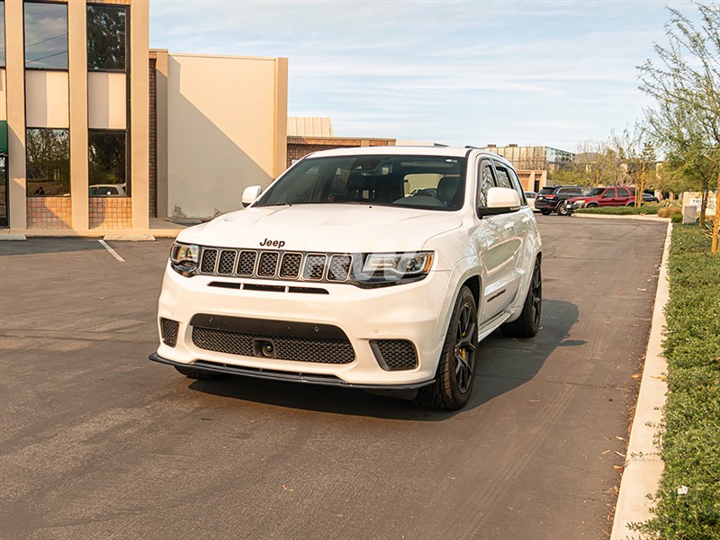 RW-Carbon-Jeep-SRTTrackhawk-RWS-Carbon-Fiber-Front-Lip-6
