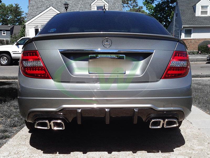 RW-Carbon-Mercedes-C63-AMG-Big-Fin-Carbon-Fiber-Diffuser-11