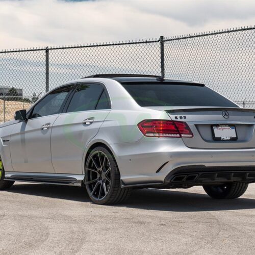 Alternative view of RW Carbon Mercedes W212 E63 14+ CF Rear Bumper Splitters