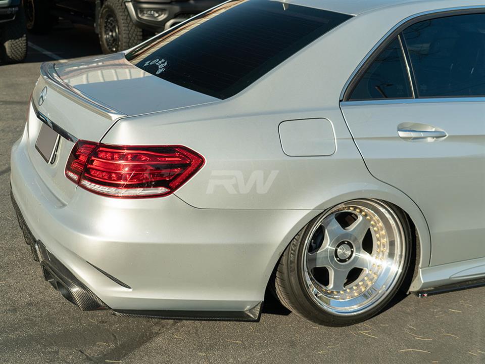RW Carbon Mercedes W212 E63 14+ CF Rear Bumper Splitters (7)