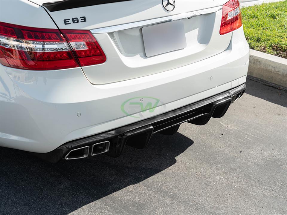 RW Carbon Mercedes W212 E63 Renn Style Carbon Fiber Diffuser (1)