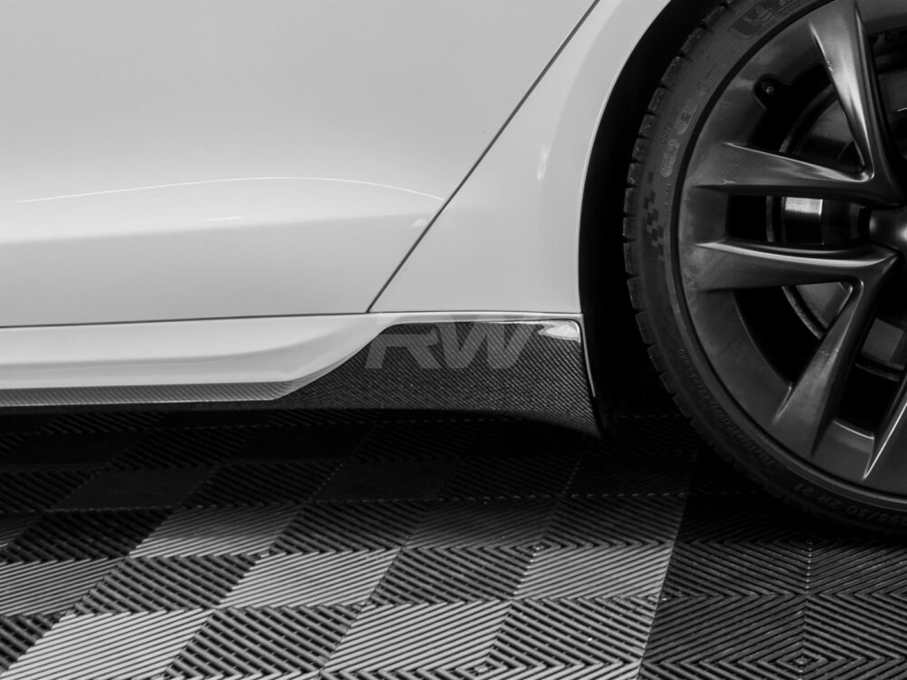 RW Carbon Tesla Model S Plaid Carbon Fiber Side Skirt Extensions (2)